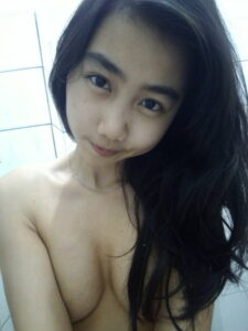 Exposed Thai GF 3