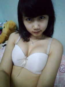 Exposed Thai GF 3