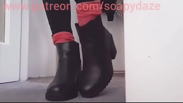Soapy Daze ASMR Custom Boot and Sock Removal Barefoot Relaxation